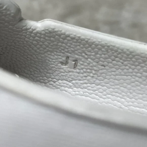 Native Kids White Miles EVA Foam Slip-On Sneakers Shoes Size 1 - Picture 7 of 11